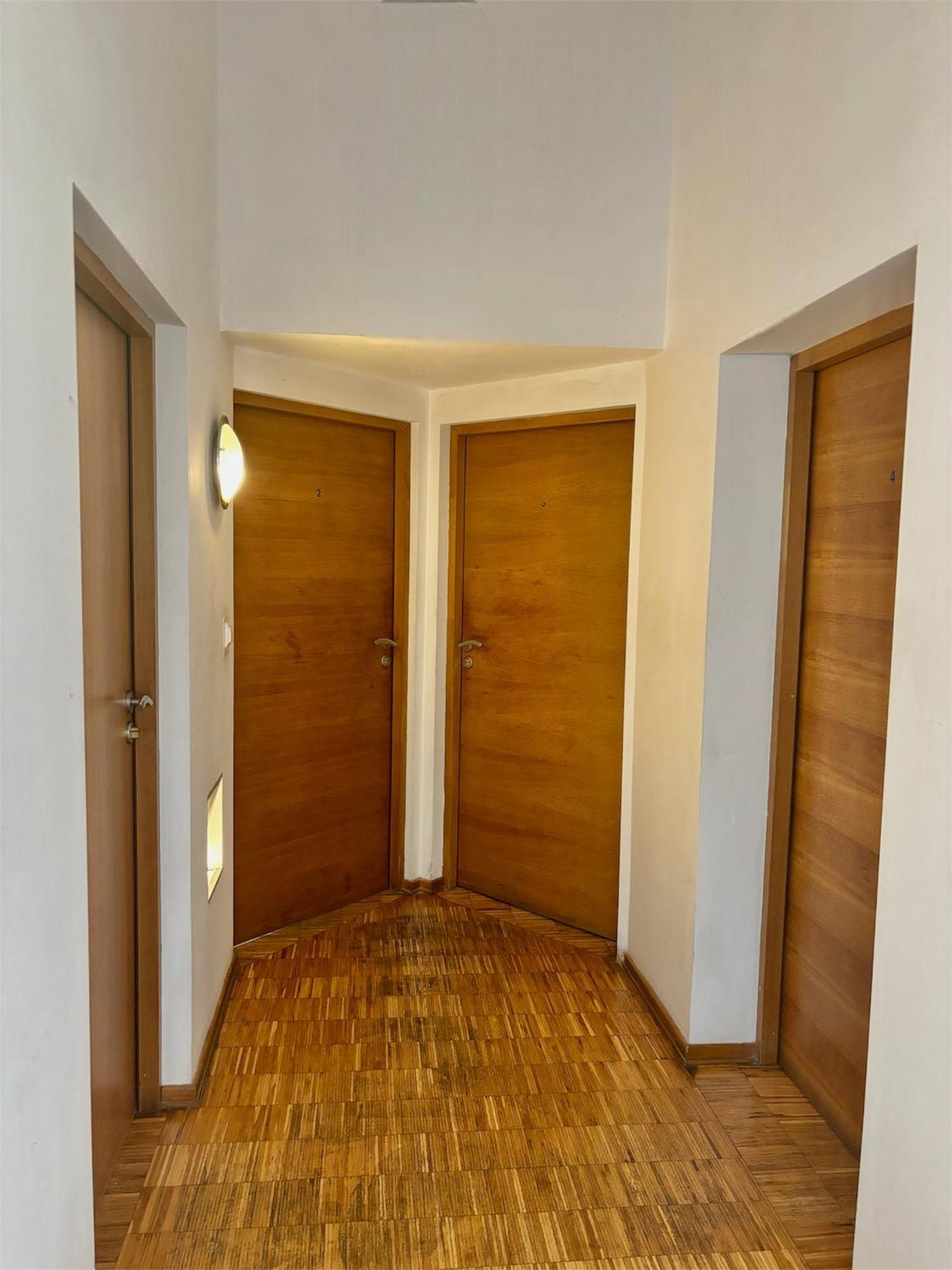 Hostel Nuove Frontiere Ниса Екстериор снимка
