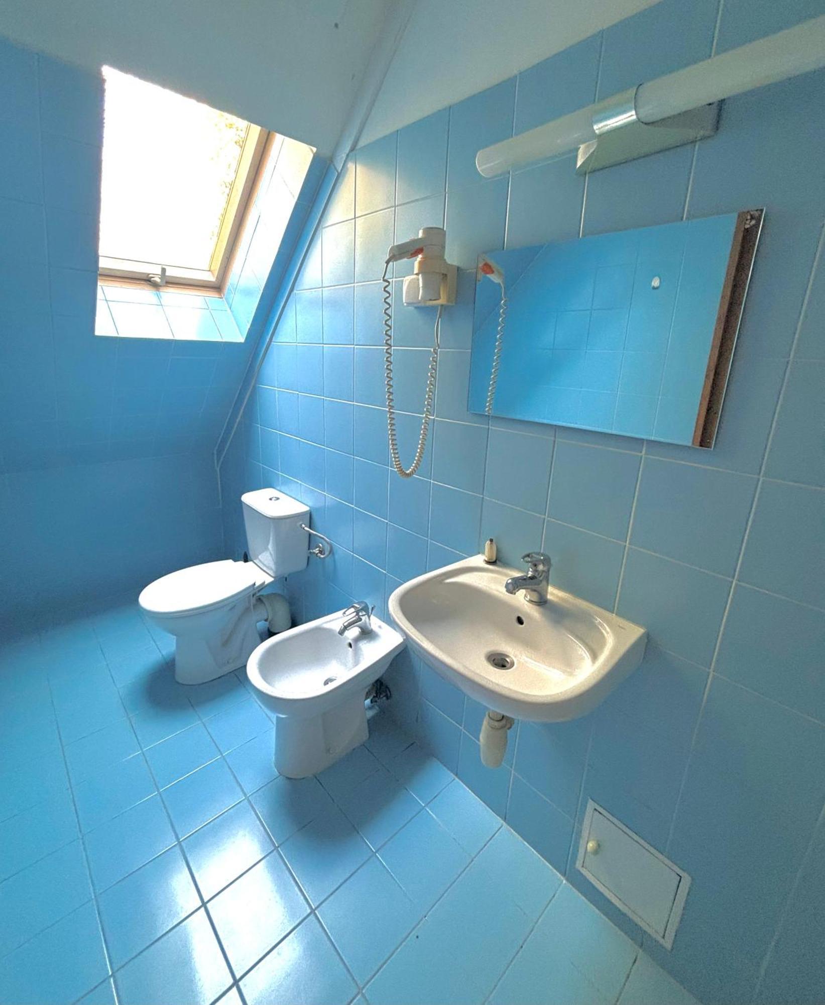 Hostel Nuove Frontiere Ниса Екстериор снимка